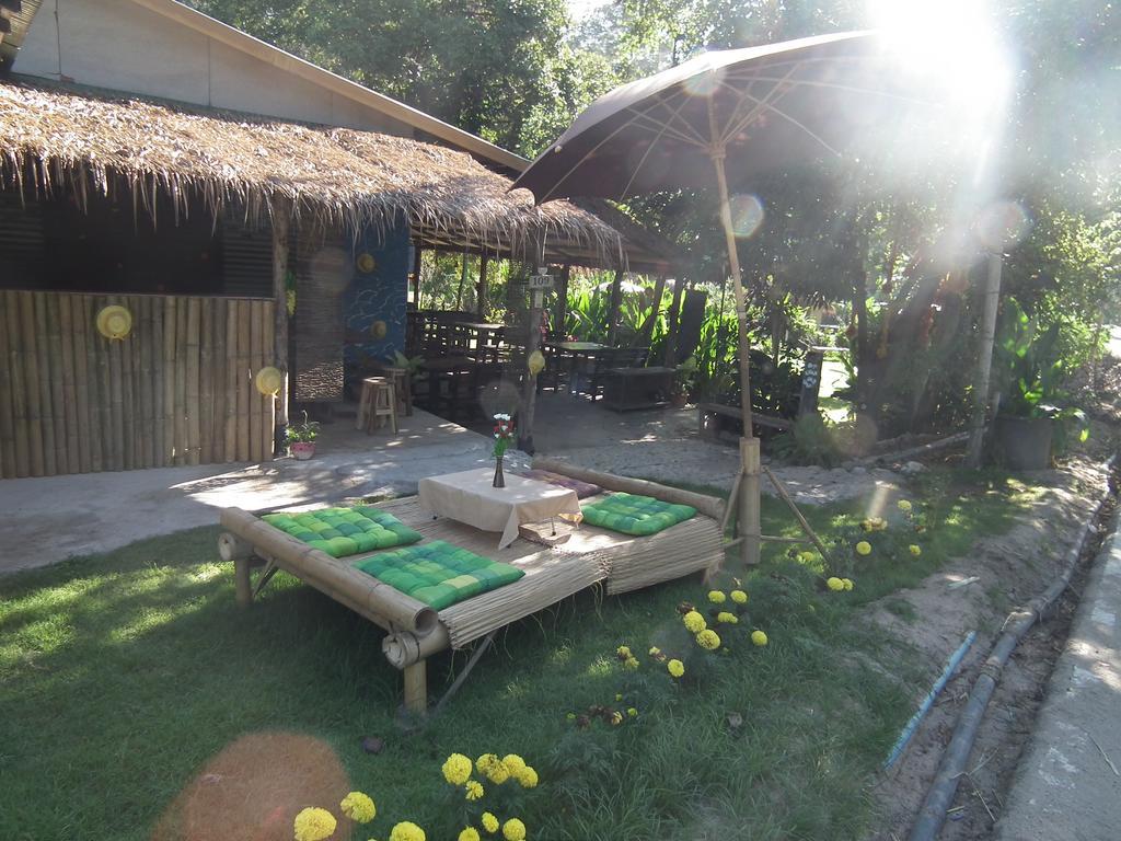 Pai Bamboo Hut Hotel Екстериор снимка