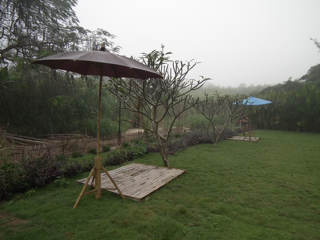 Pai Bamboo Hut Hotel Екстериор снимка